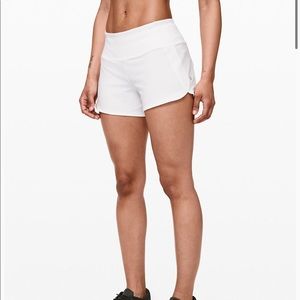 Lululemon Run ll 4” shorts
